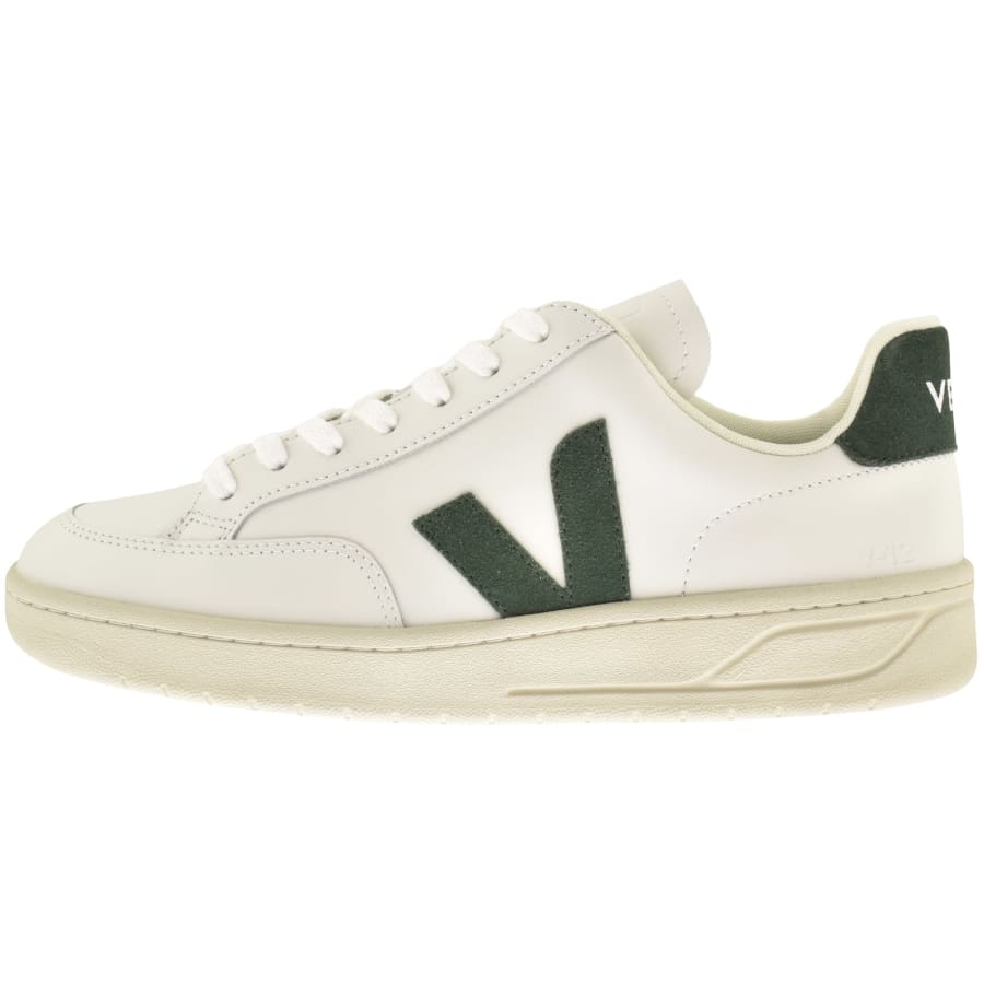 Veja trainers tongue top
